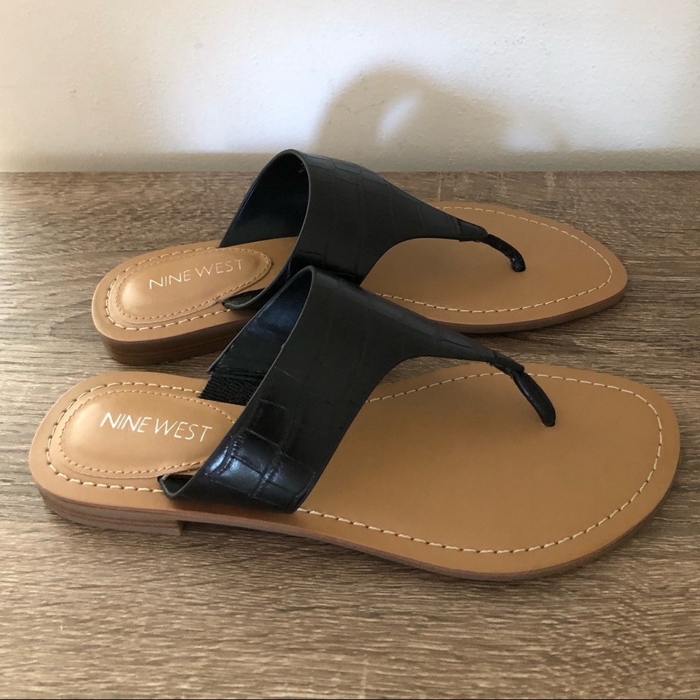 NEW Nine West Croc Black Texture Sandals Size 6